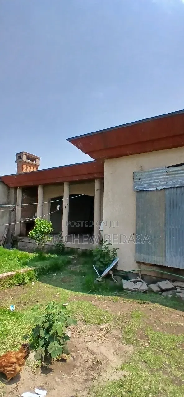 7bdrm House in Oromia-Finfinne for sale