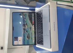 New Laptop Apple MacBook Air 2025 M4 16GB Apple M4 SSD 512GB