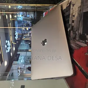 New Laptop Apple MacBook Pro 2020 M1 16GB Apple M1 Pro SSD 256GB