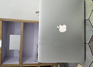 New Laptop Apple MacBook Air 2017 8GB Intel Core i5 SSD 256GB