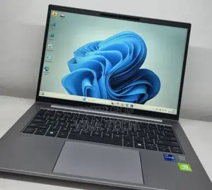 New Laptop HP ZBook Firefly 16inch G9 16GB Intel Core i7 SSD 512GB