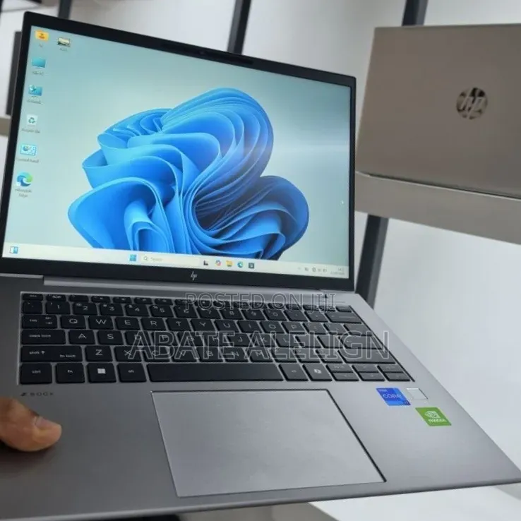 New Laptop HP ZBook Firefly 16inch G9 16GB Intel Core i7 SSD 512GB