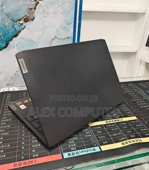 New Laptop Lenovo 16GB AMD Ryzen 5 SSD 512GB