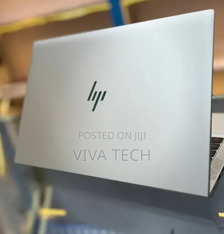 New Laptop HP EliteBook 845 G8 8GB AMD Ryzen 5 SSD 512GB