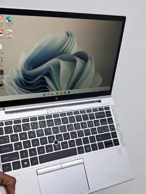 New Laptop HP EliteBook 845 G8 8GB AMD Ryzen 5 SSD 512GB