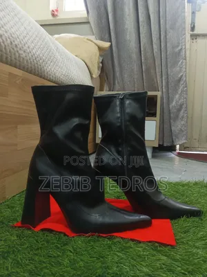 Zara Black Pointed-Toe Heeled Ankle Boots, Size EU 40.