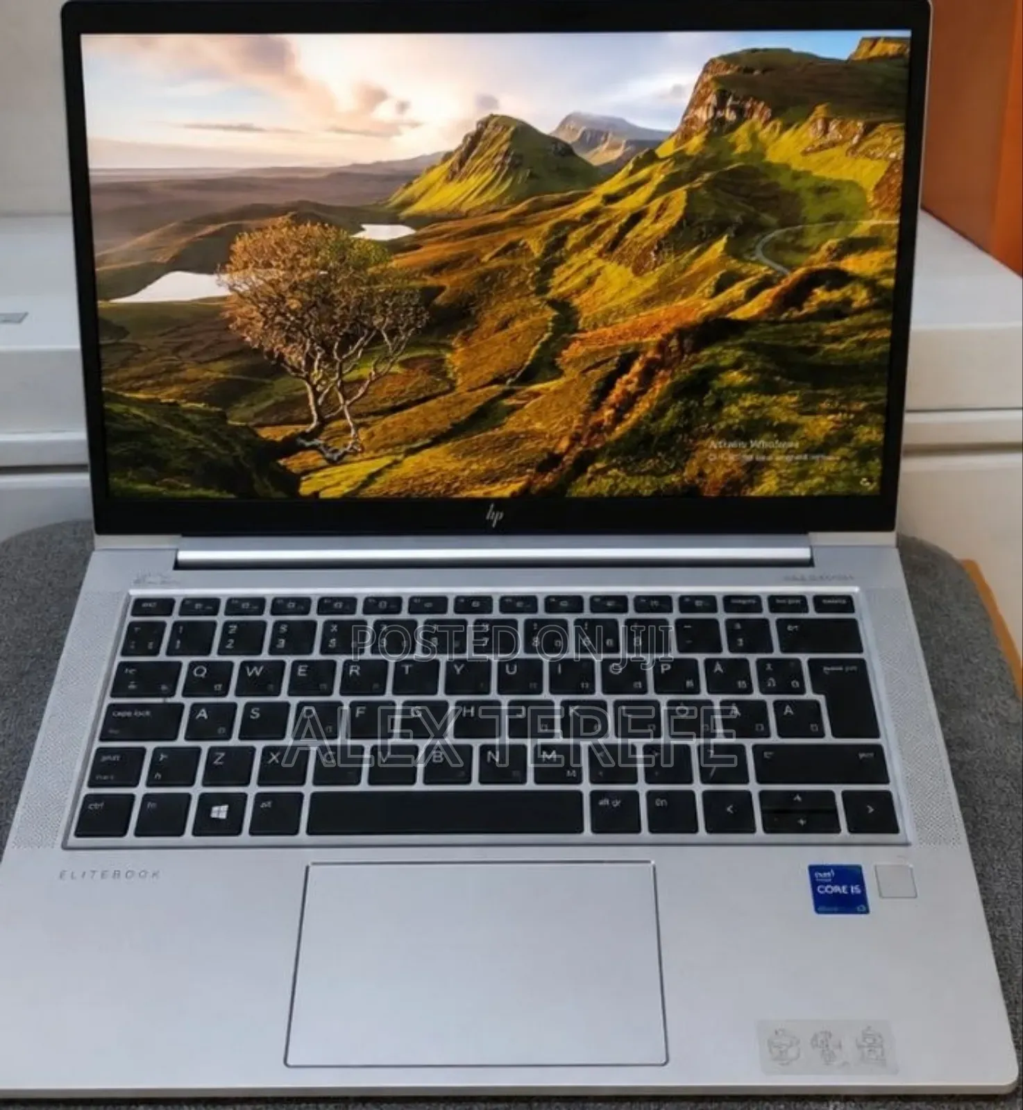 New Laptop HP EliteBook 840 G8 8GB Intel Core i5 SSD 512GB