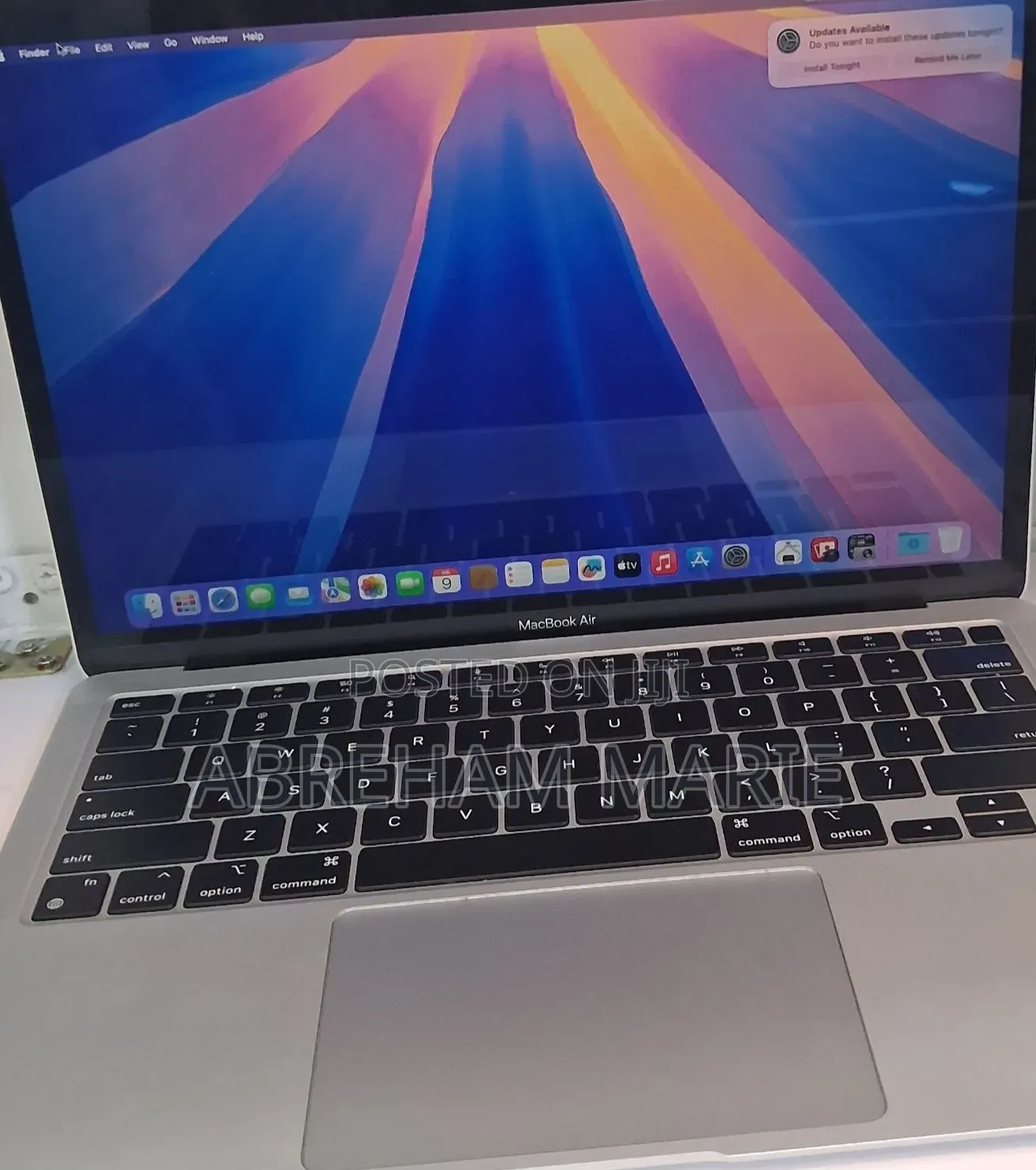New Laptop Apple MacBook Air 2020 M1 8GB Apple M1 SSD 256GB