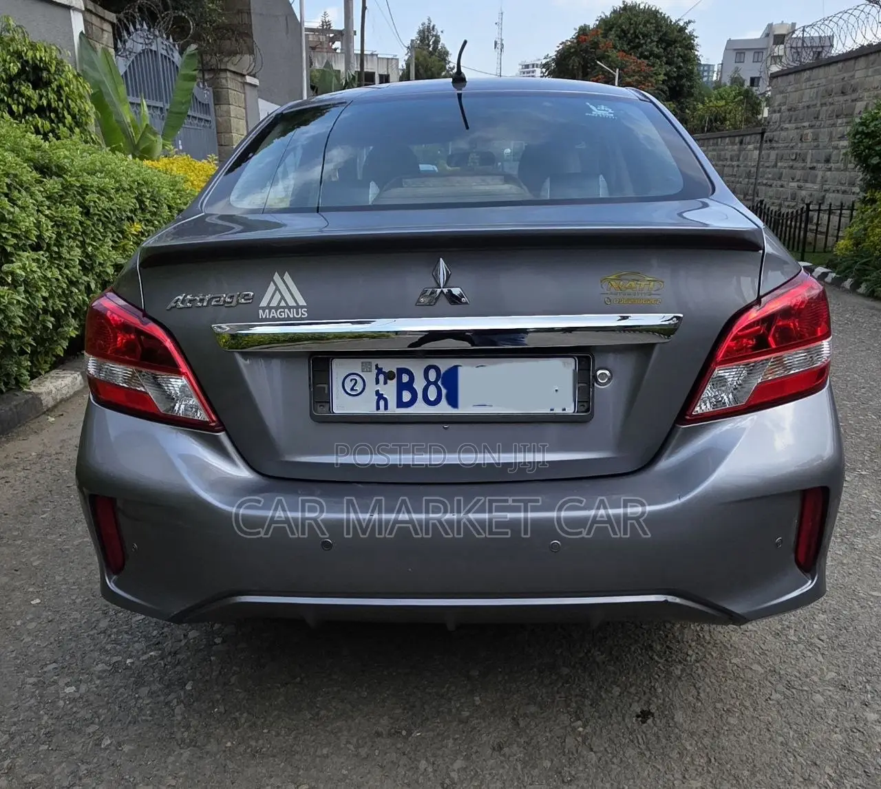 Mitsubishi Attrage 2021 Silver