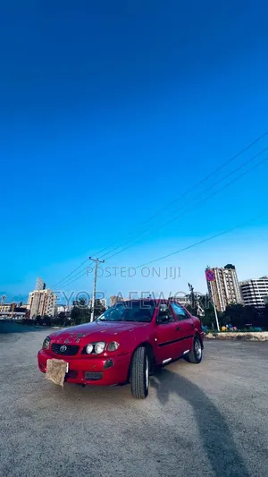Toyota Corolla 2000 Red