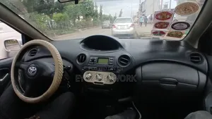 Toyota Corolla 2000 Red
