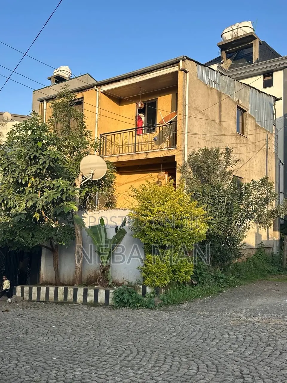 Furnished 3bdrm Townhouse/Terrace in G+1, Kolfe Keranio for sale