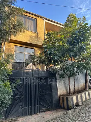 Furnished 3bdrm Townhouse/Terrace in G+1, Kolfe Keranio for sale
