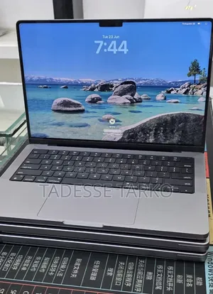 New Laptop Apple MacBook Pro 2021 M1 16GB Apple M1 Pro SSD 512GB