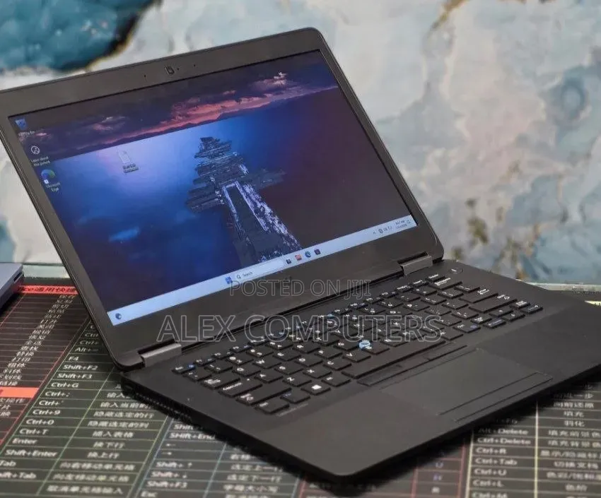 New Laptop Dell Latitude 14 E7470 8GB Intel Core i7 SSD 256GB