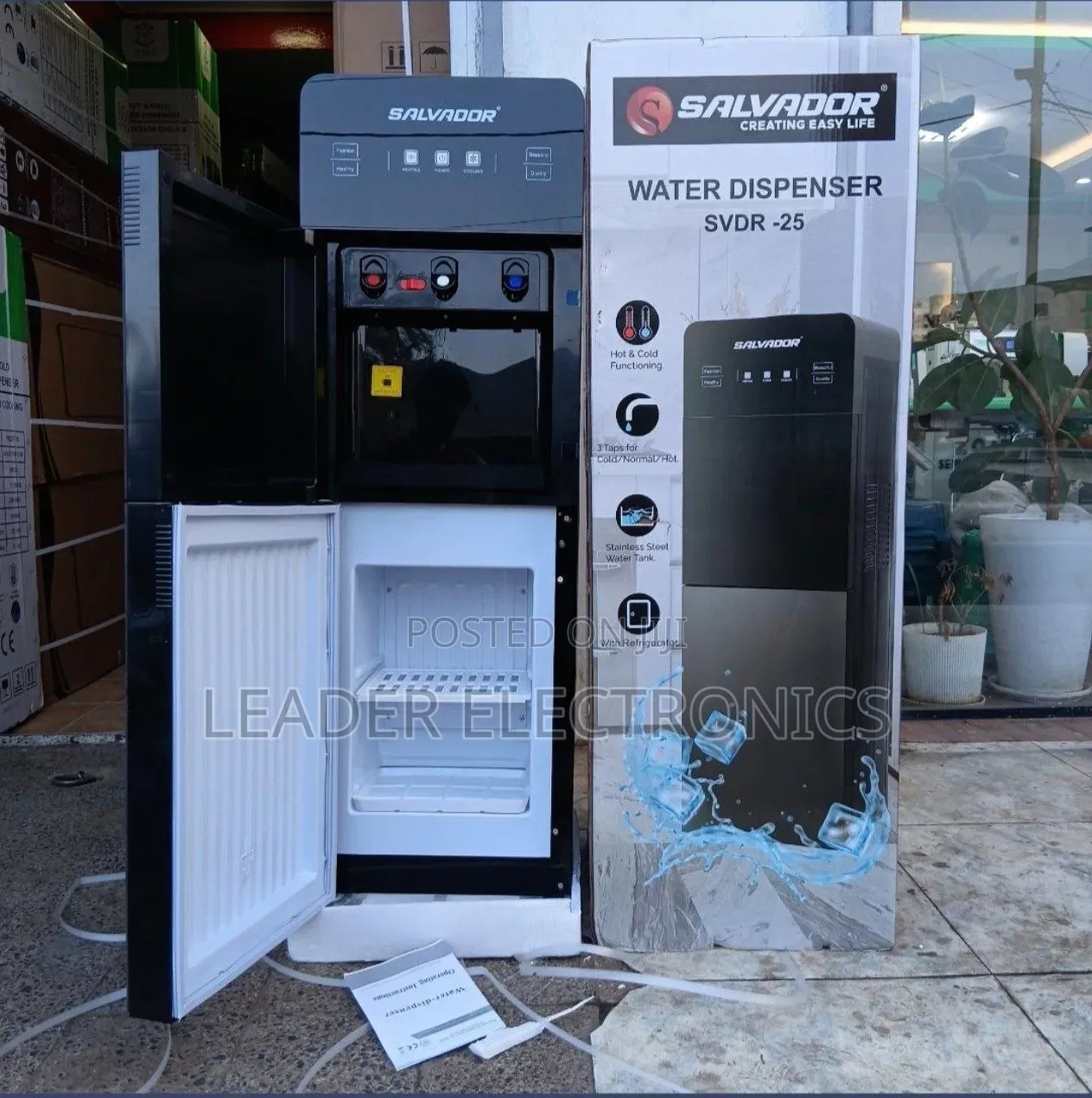 Salvador Water Dispenser