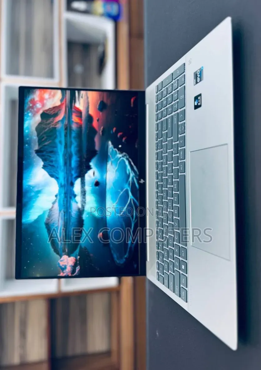 New Laptop HP Pavilion 15 16GB Intel Core i7 SSD 1T