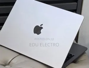 New Laptop Apple MacBook Air 2022 M2 8GB Apple M2 SSD 256GB
