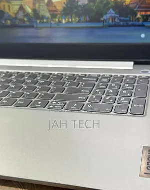 New Laptop Lenovo ThinkBook 15 16GB Intel Core i5 SSD 512GB