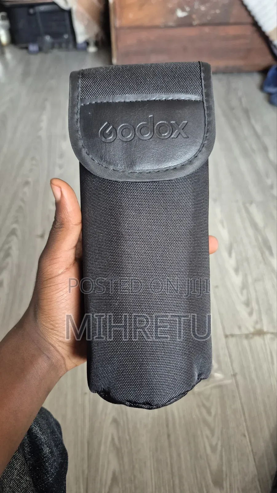 V1 Godex With (Canon)