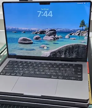 New Laptop Apple MacBook Pro 2021 M1 32GB Apple M1 Pro SSD 512GB