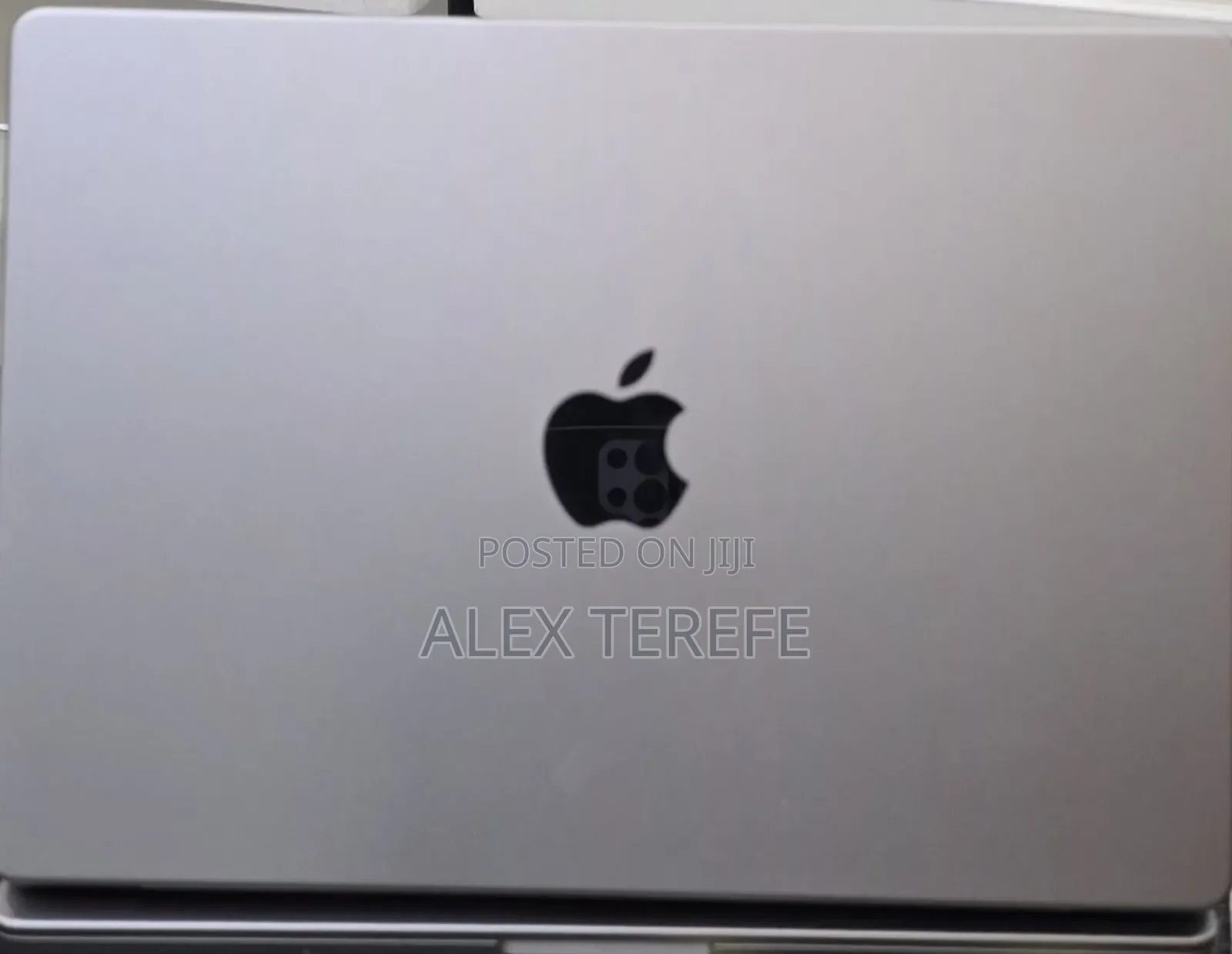 New Laptop Apple MacBook Pro 2021 M1 16GB Apple M1 Pro SSD 512GB