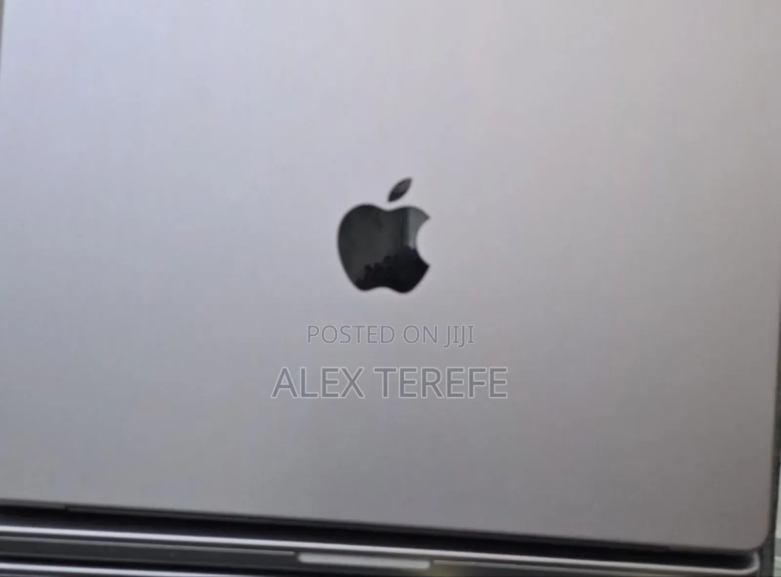New Laptop Apple MacBook Pro 2021 M1 16GB Apple M1 Pro SSD 512GB
