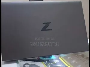 New Laptop HP ZBook Firefly 14 G11 16GB Intel Core i7 SSD 512GB