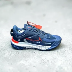 Nike Casual Acg
