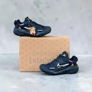 Nike Casual Acg