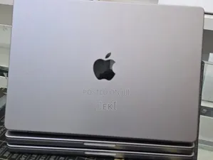 New Laptop Apple MacBook Pro 2021 M1 16GB Apple M1 SSD 512GB