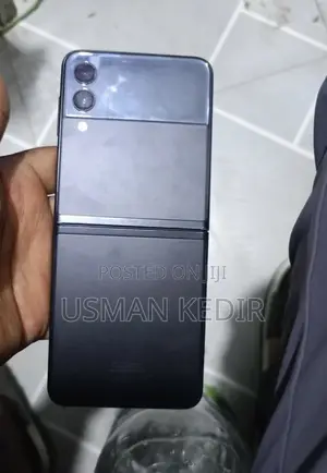 Samsung Galaxy Z Flip 3 128 GB Black