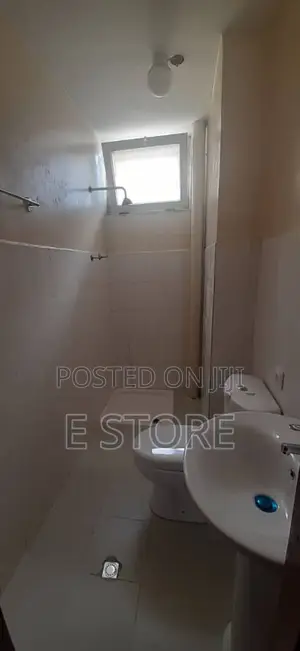 3bdrm Apartment in Yeka for sale