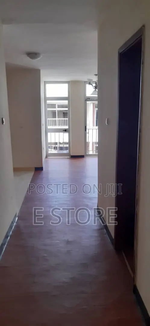 3bdrm Apartment in Yeka for sale