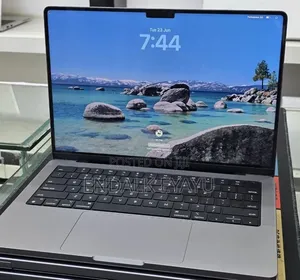 New Laptop Apple MacBook Pro 2021 M1 16GB Apple M1 Pro SSD 512GB