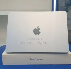 New Laptop Apple MacBook Air 2025 M4 16GB Apple M4 SSD 512GB