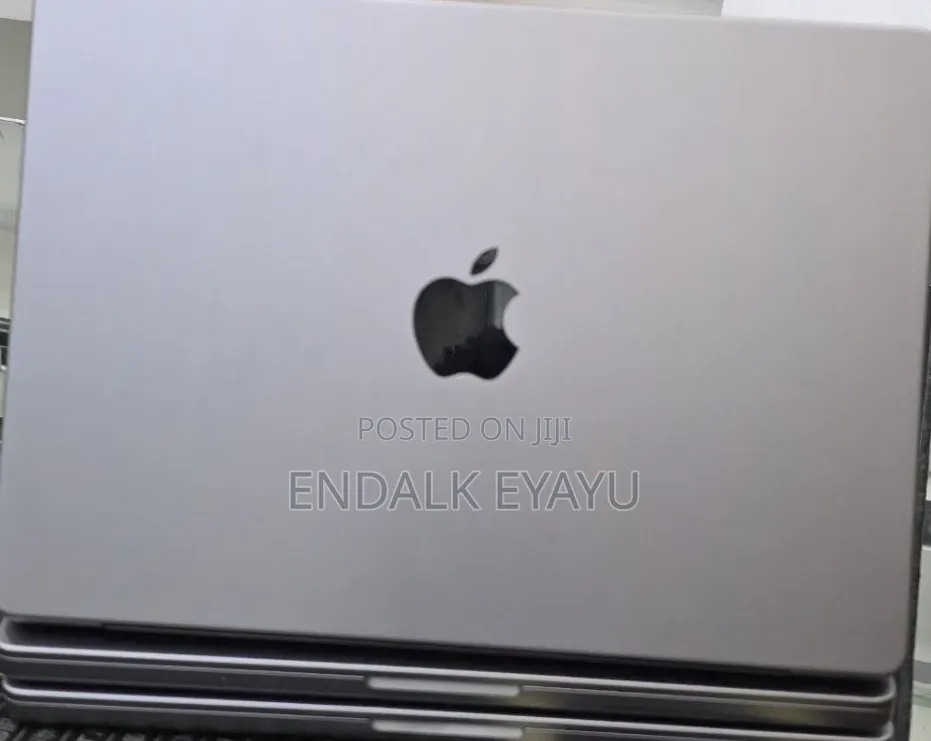 New Laptop Apple MacBook Pro 2021 M1 16GB Apple M1 Pro SSD 512GB