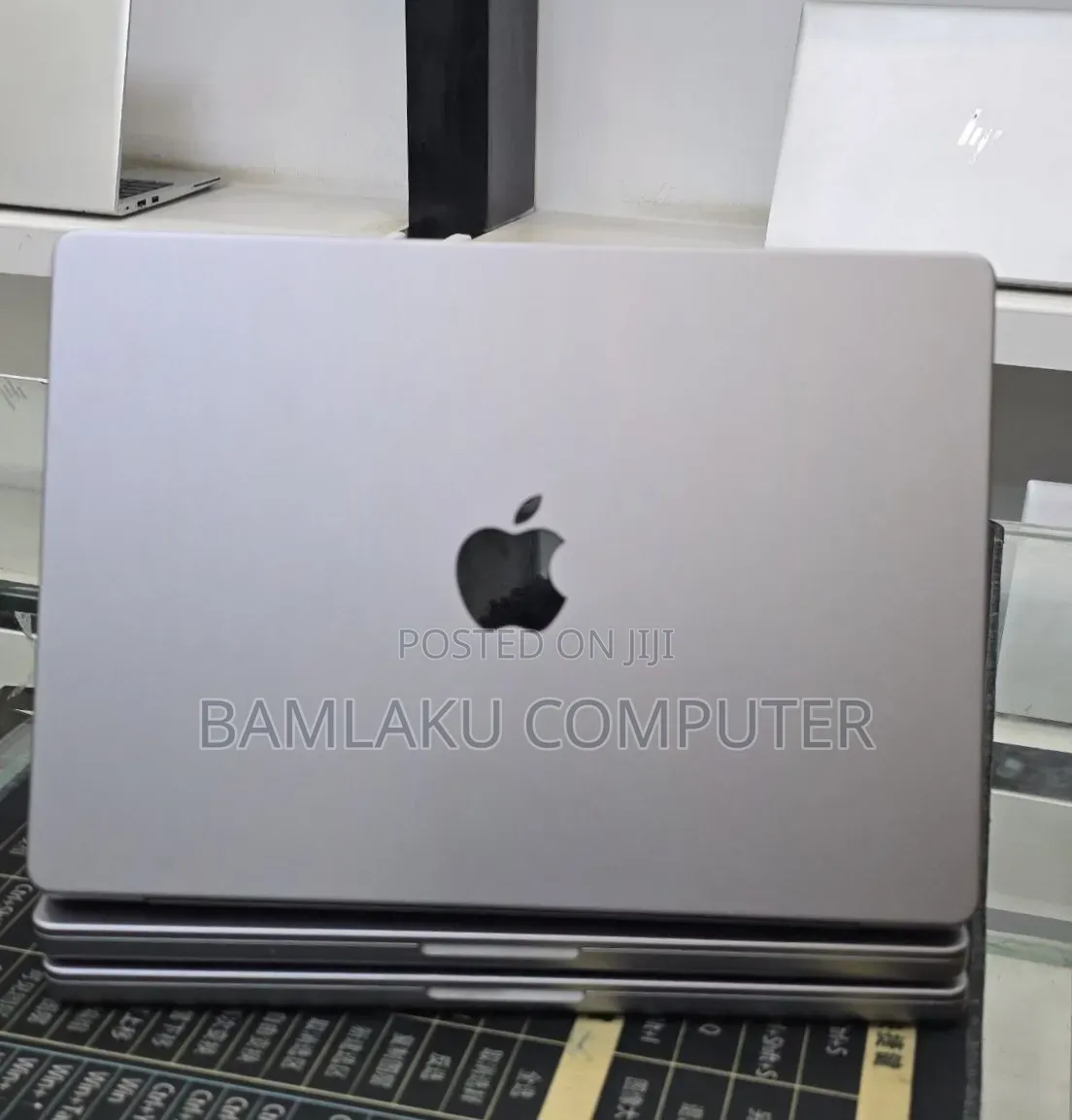 New Laptop Apple MacBook Pro 2021 M1 16GB Apple M1 Pro SSD 512GB