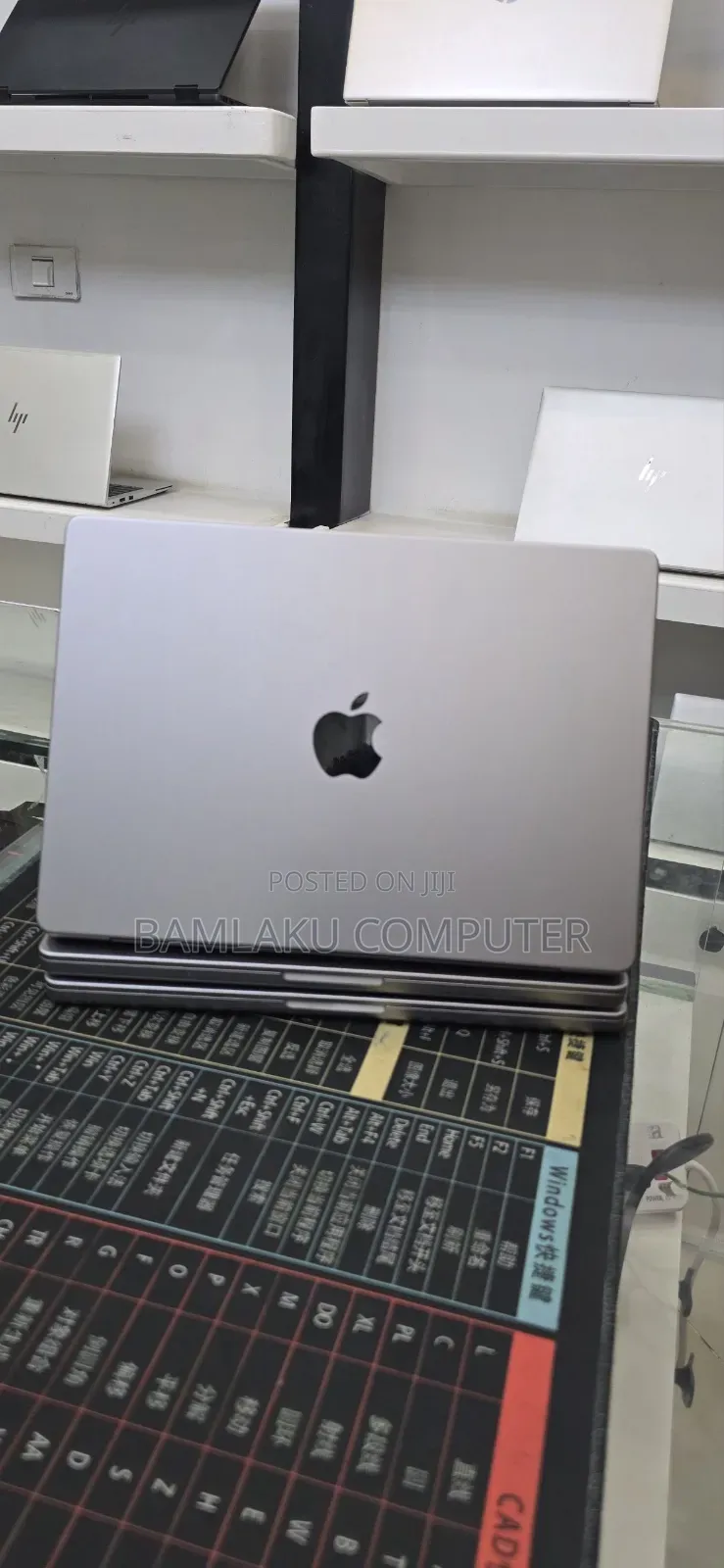 New Laptop Apple MacBook Pro 2021 M1 16GB Apple M1 Pro SSD 512GB