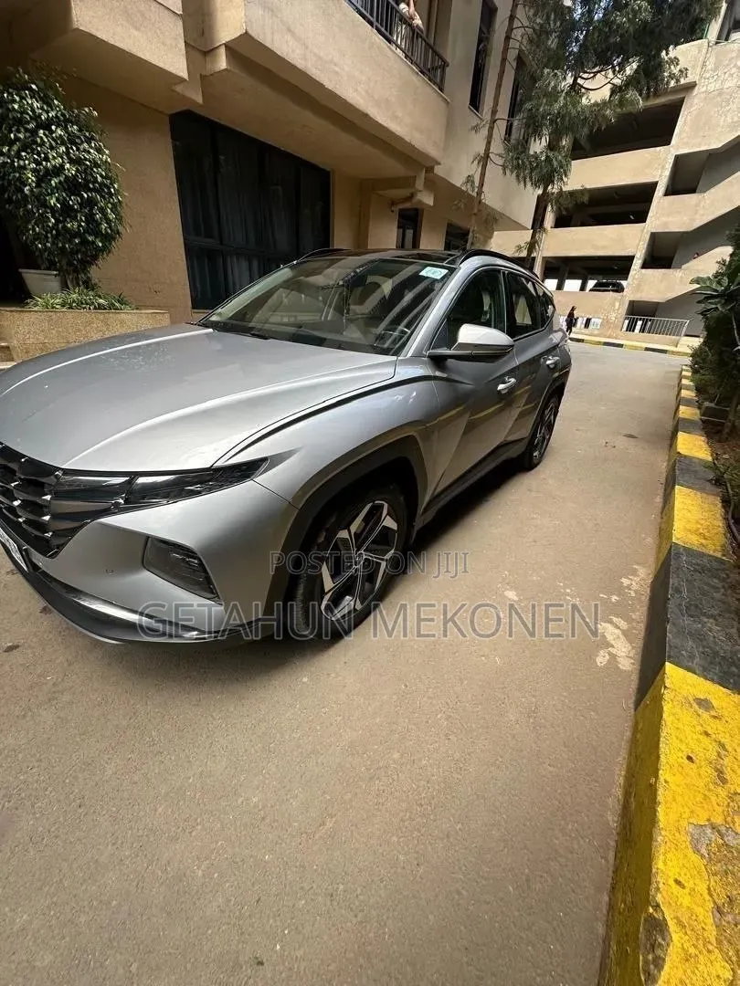 Hyundai Tucson 2021 Silver