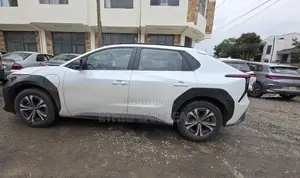 Toyota bZ4X 2024 White
