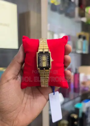MIMA Women's Gold Rectangular Quartz Watch – Black Gold Dial