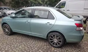 Toyota Yaris 2008 Green