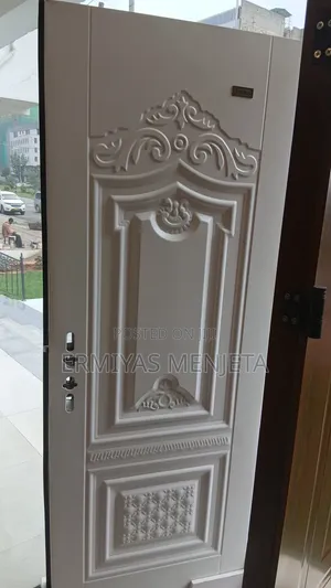 Victor Door