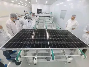 Solar Panel Hybrid Invertor and Lithium Ion Batteries