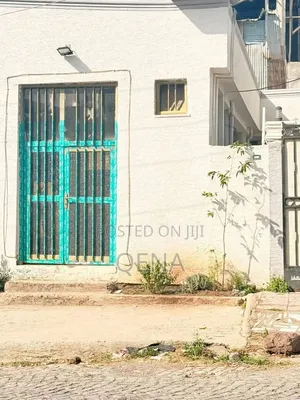 3bdrm House in ሸገር ሲቲ 70000 ኪራይ, Akaky Kaliti for sale