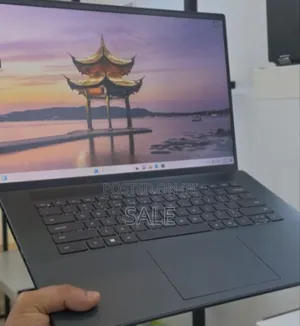 New Laptop Dell Inspiron 15 16GB Intel Core i7 SSD 512GB