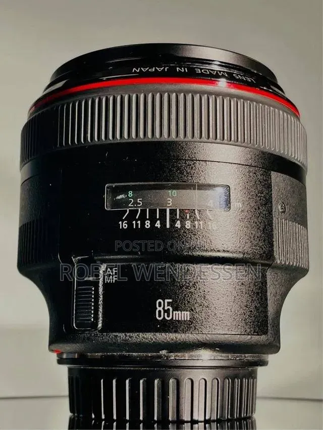 Canon 85mm F/1.8 EF USM Mark 2