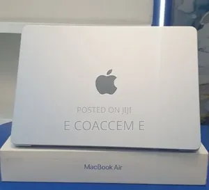 New Laptop Apple MacBook 16GB SSD 512GB
