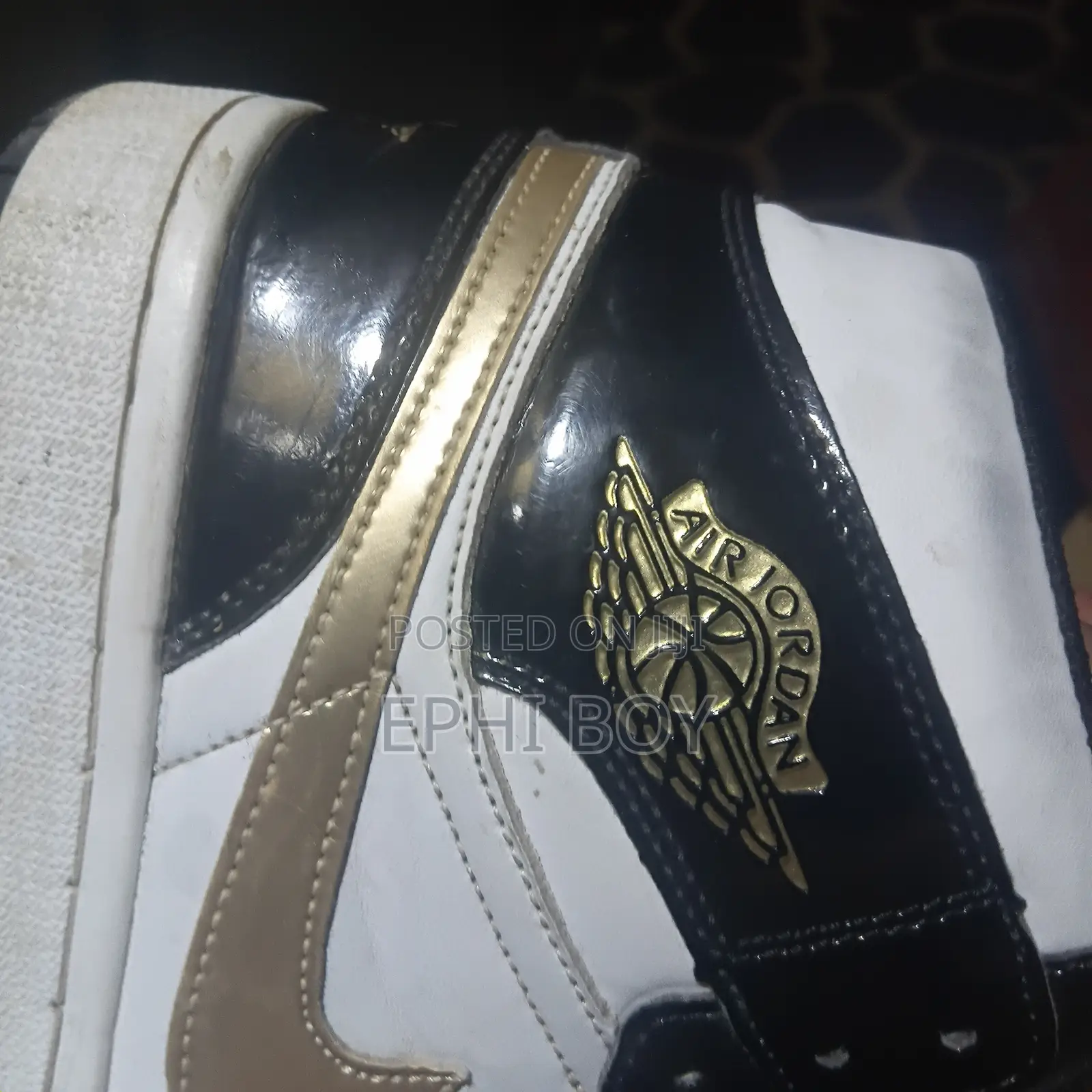 Jordan 1 Black White